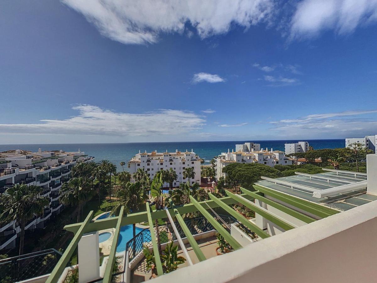 Frontline Beach Penthouse In Mi Capricho Sitio de Calahonda Dış mekan fotoğraf